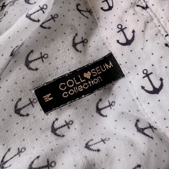 Coliseum Collection-Collared Sleeveless Buttoned Navy Anchor Top-Women’s Medium - Picture 7 of 10